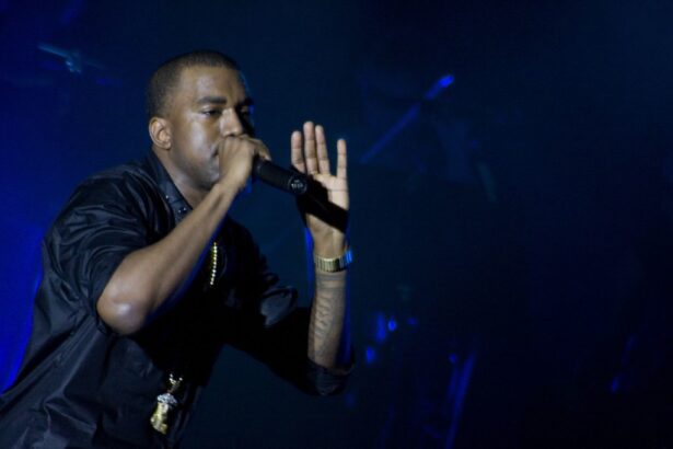Kanye West Criticises Kardashian's Ex-/Boyfiend, Calling Him a "Pawn"